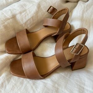 Nisolo Stella Go-To Block Heel in Almond Size 7, new without box